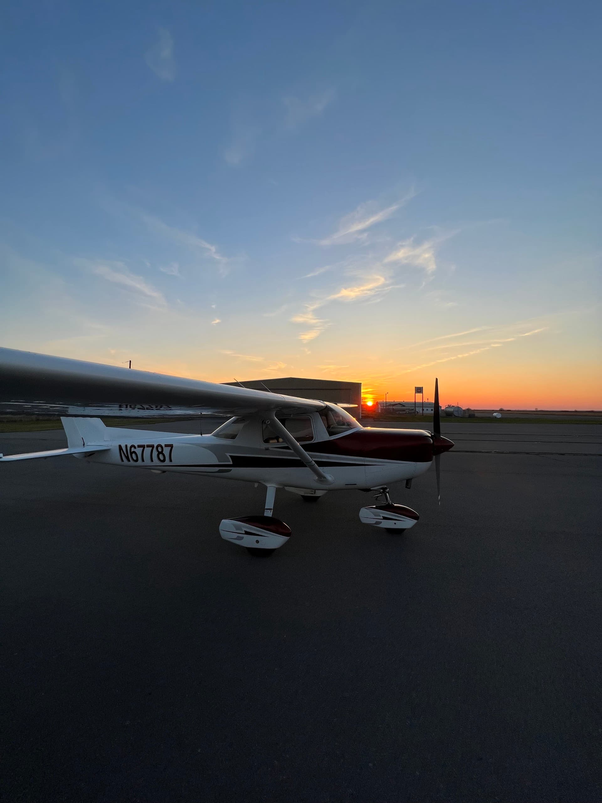 A Superior Aviation Cessna 152